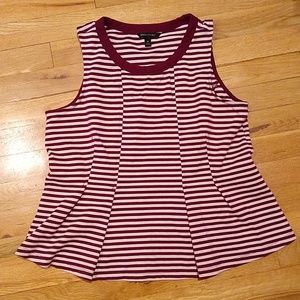 Medium Banana Republic sleeveless shirt